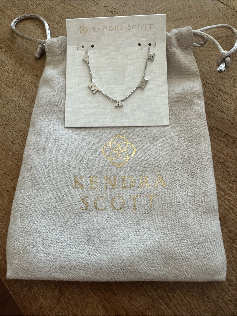 ✨ Kendra Scott Silver Strand Mama Necklace ✨